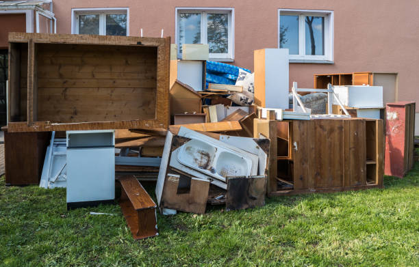 Best Yard Waste Removal  in Clarksville, VA